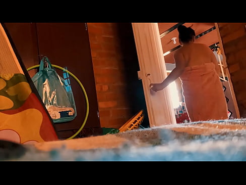 ❤️ 我叔叔跟著我去洗澡，他在我洗澡的時候操我。 ️ 蕩婦 在 zh-tw.porn-milf300.ru